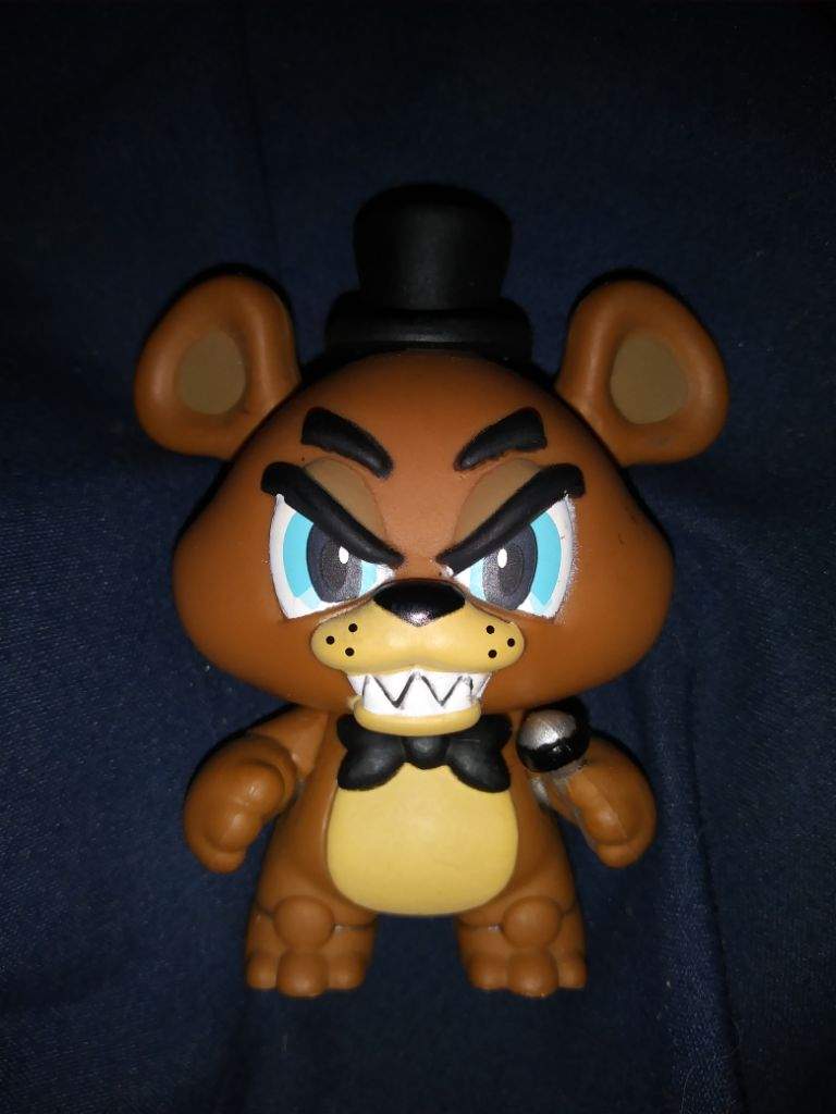 Freddy Fazbear Vinyl Surprise figure | Five Nights At Freddy's Amino