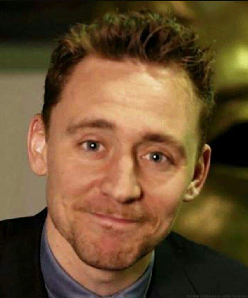 Day 29: Idol Cute Face | Tom Hiddleston Amino