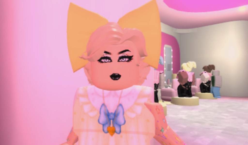 Roblox Salon And Spa I Took Some Pictures Of Me In The Salon Today D Roblox Amino - salon spa roblox
