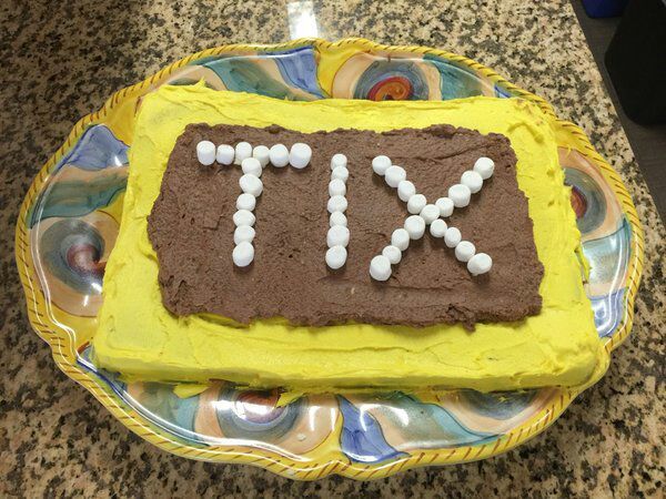Tix Cake Roblox Amino - cake roblox amino