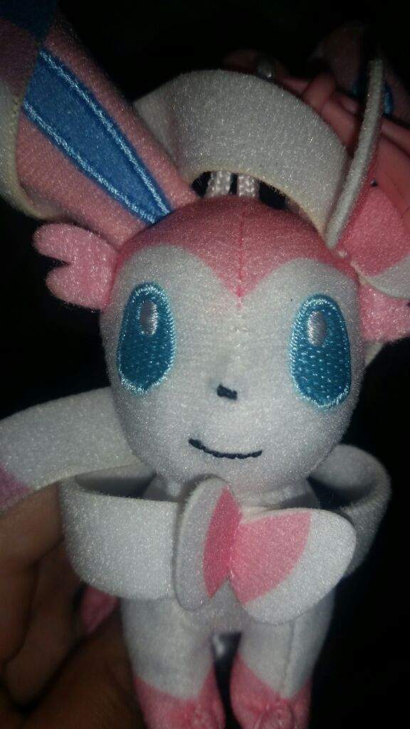 sylveon plush gamestop