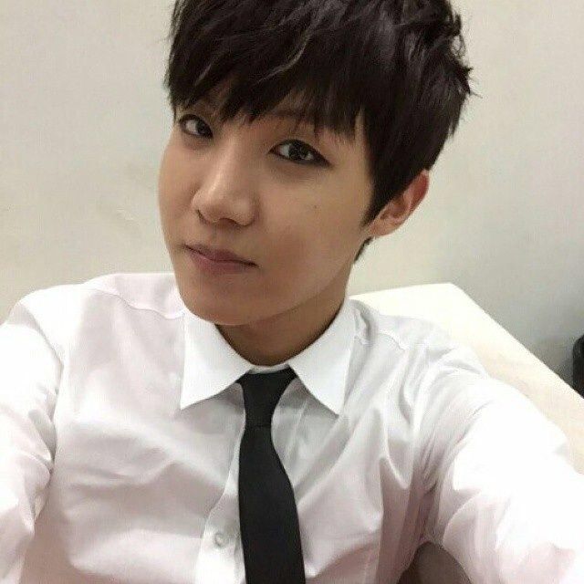 Jhope Wearing Eyeliner | ARMY's Amino