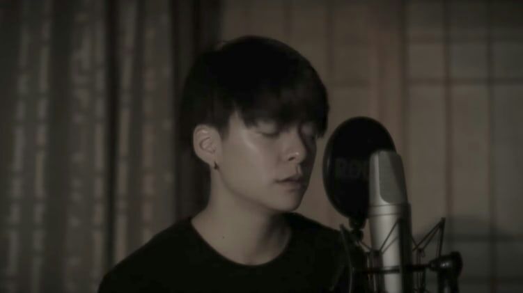 Amber De Fx Comparte Un Hermoso Cover De I Want Happiness