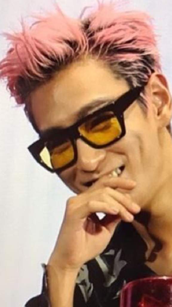 Top With Glasses Wiki Big Bang Amino Amino 0291