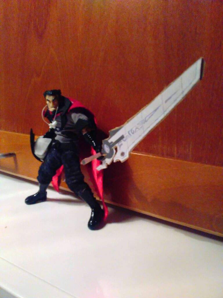 qrow figure