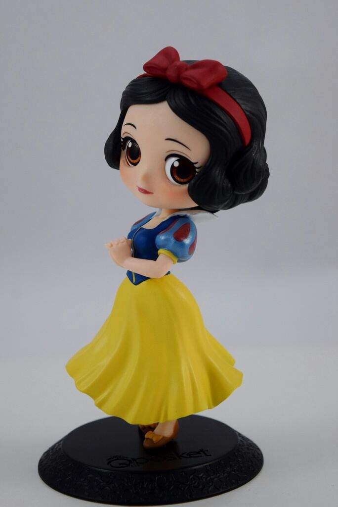 disney princess collectible figurines