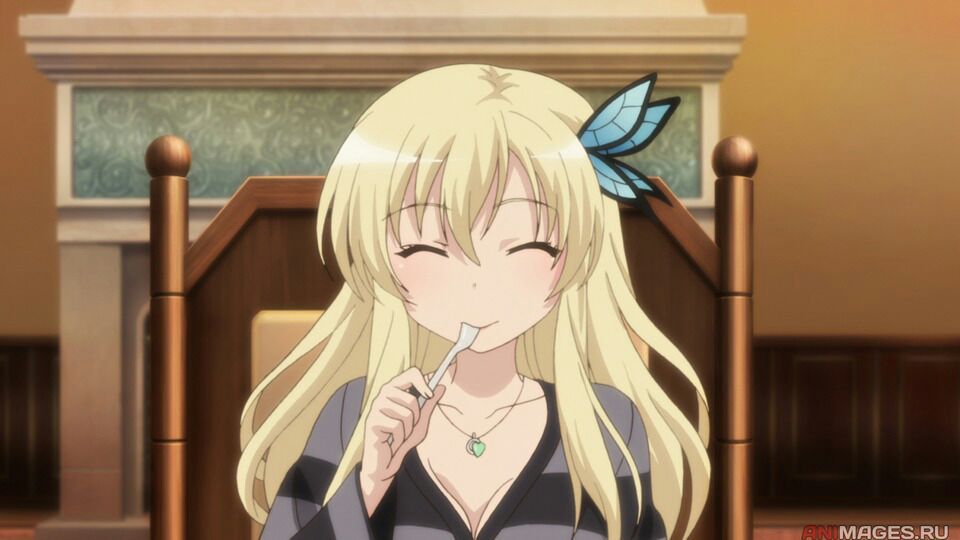 Sena Kashiwazaki.