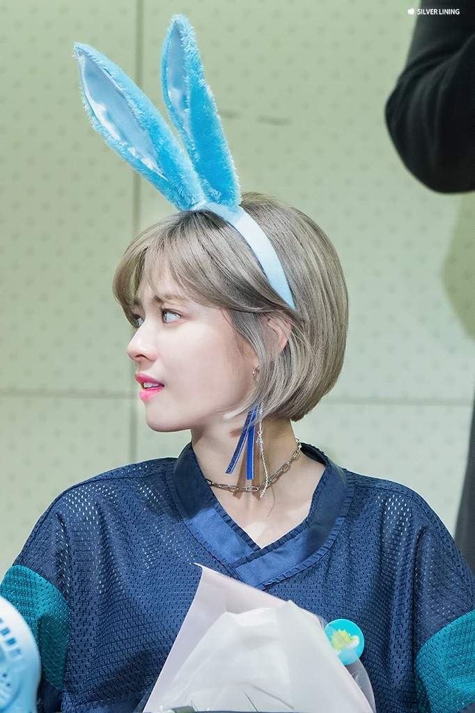 JEONGYEON HAIRSTYLES | Twice (트와이스)ㅤ Amino