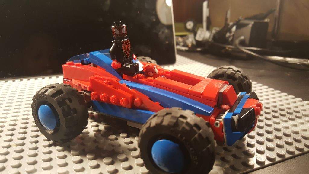 lego spider mobile