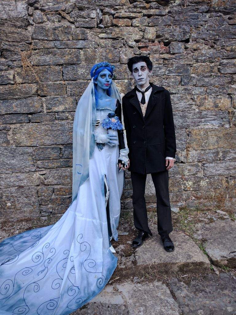 Victor and Emily Cosplay ( Corpse Bride.