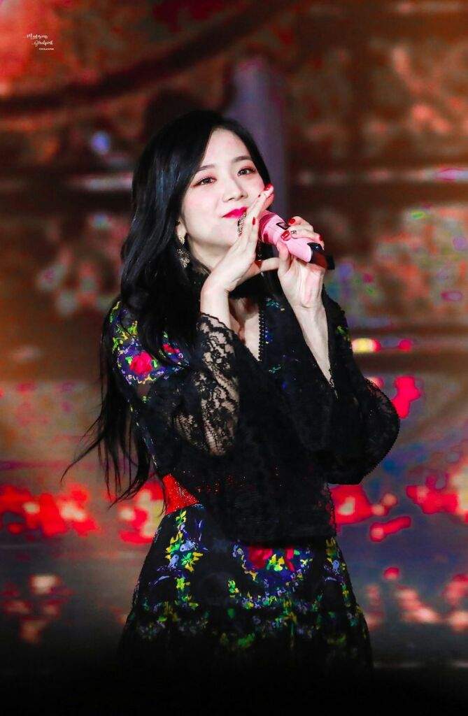 JISOO PICS ON 2017 KMF | BLINK (블링크) Amino