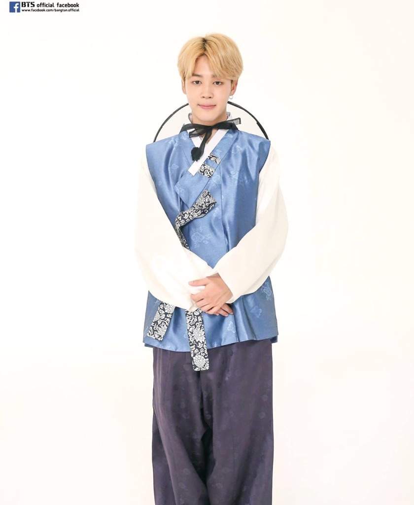 Bts in Hanbok | ARMY's Amino