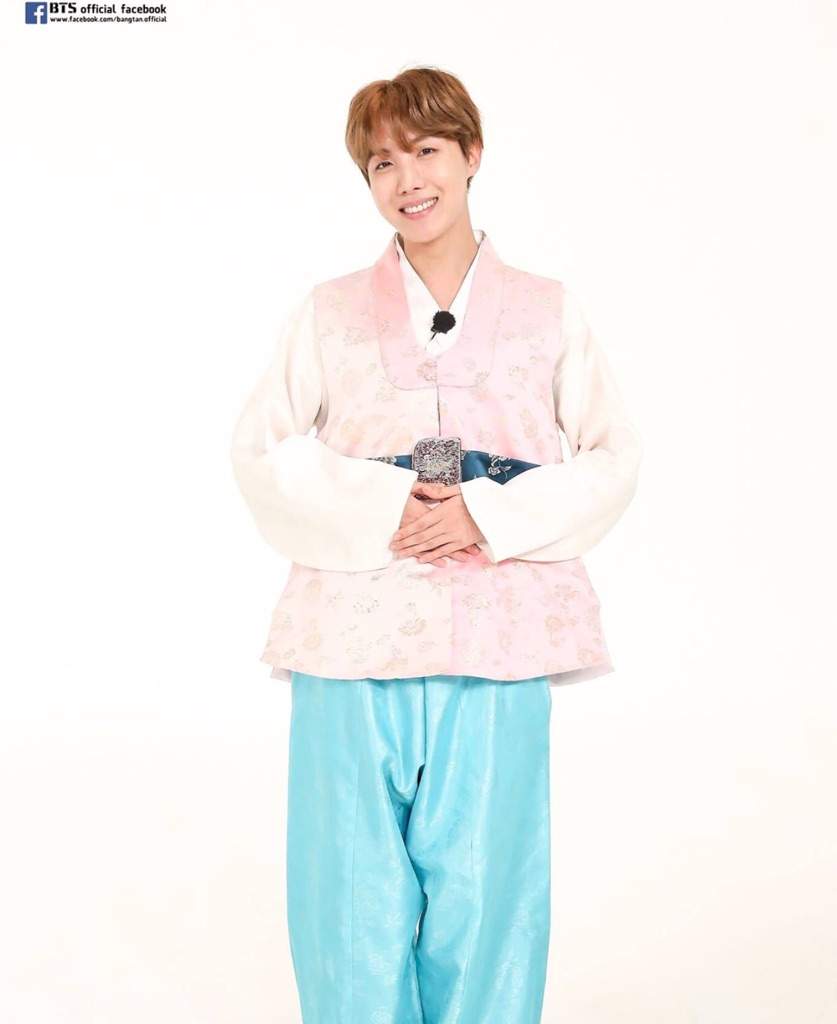 Bts in Hanbok | ARMY's Amino