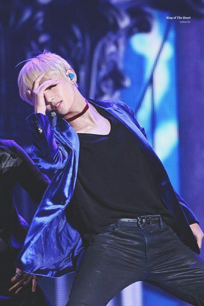 Sexy Kim Taehyung Bts K Pop Amino