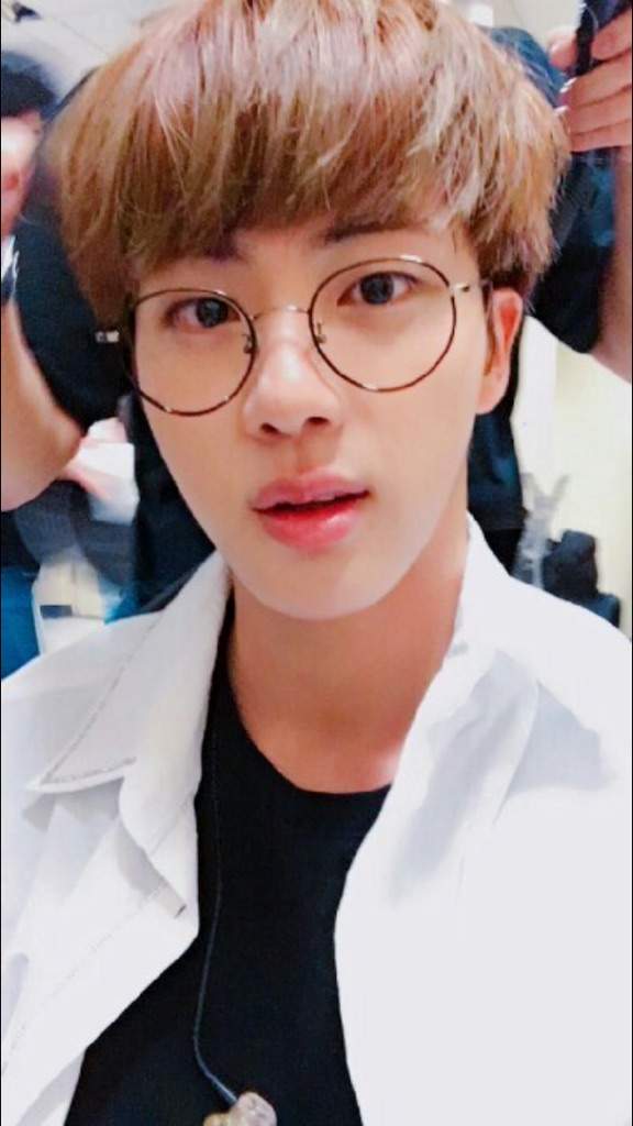 •Jin Boyfriend Material• | ARMY's Amino