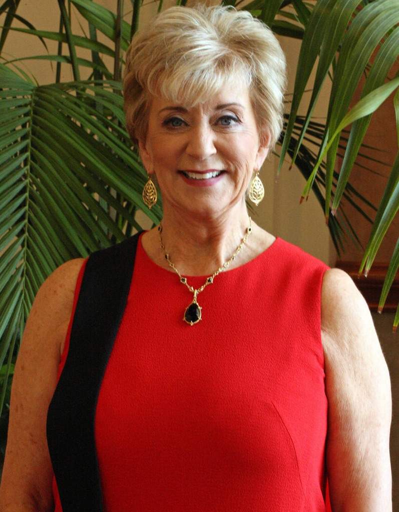 Happy Birthday to Linda McMahon! Pro Wrestling Lives!!! Amino