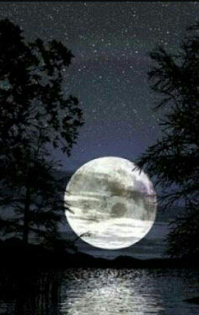 Песни луна сближает. Лексическое значение слова Луна. Слова на ночь. Ночной смысл. Ночь Луна слова.