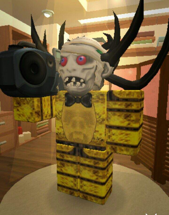 I Wanted To Look Creepy Roblox Amino - roblox creepy outfits