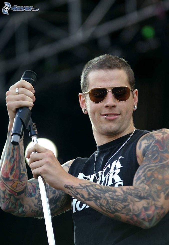 Matt Shadows Wiki •Rock• Amino Amino