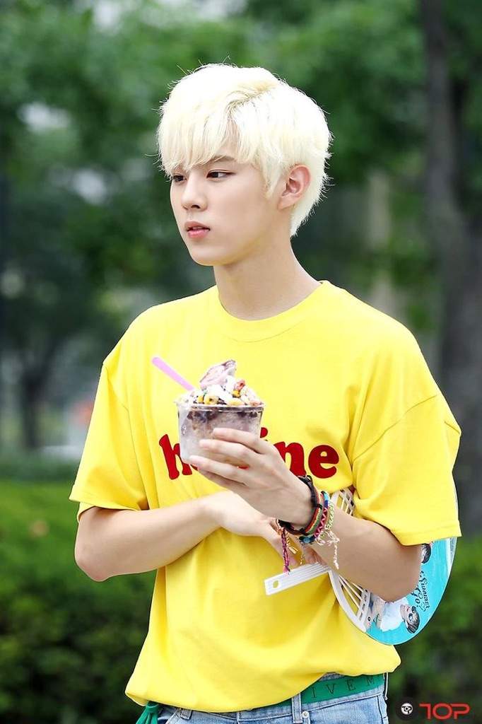 ︎⡱Idols With Ice Cream | K-Pop Amino