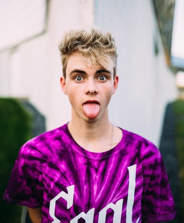 Cute and funny Corbyn Besson pics | Why Don't We Amino