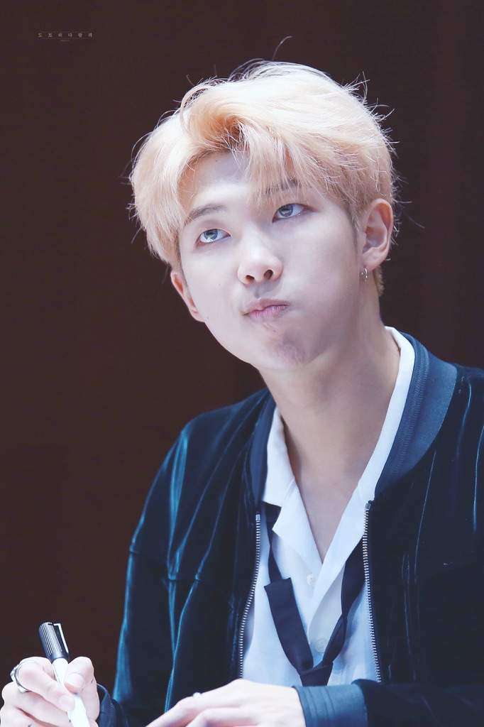 Namjoon 171008 Fansign | RM ARMY Amino