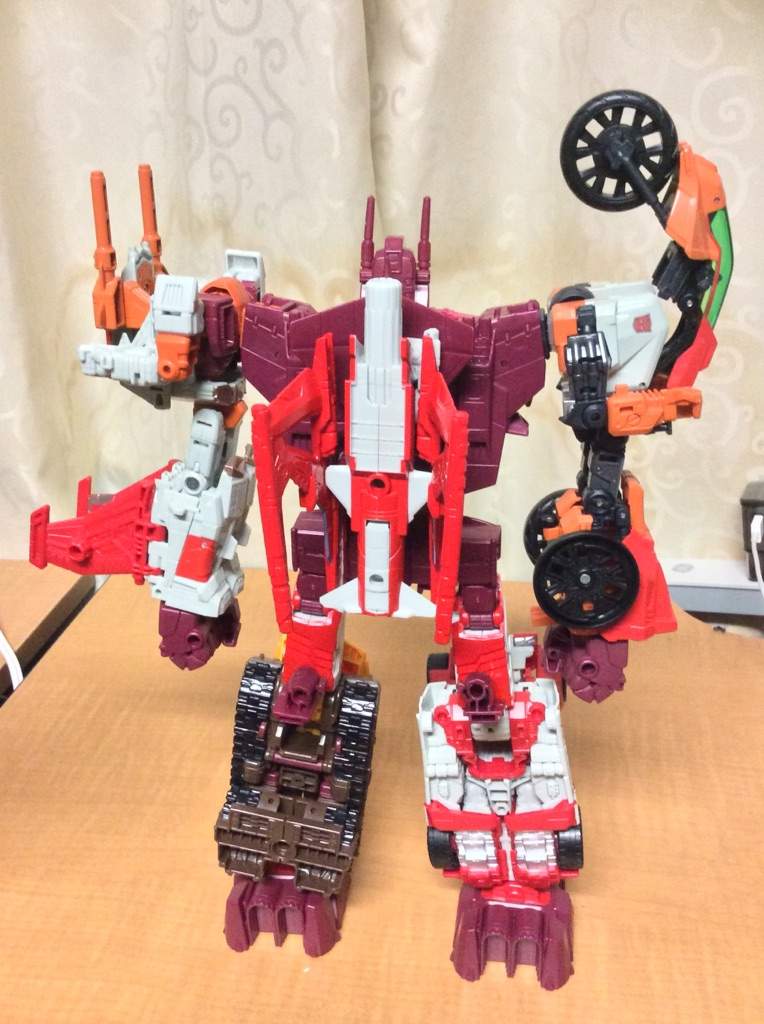 combining transformers toys