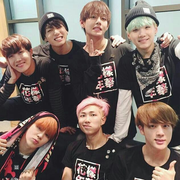 BTS group selfie pics #1 | ARMY's Amino