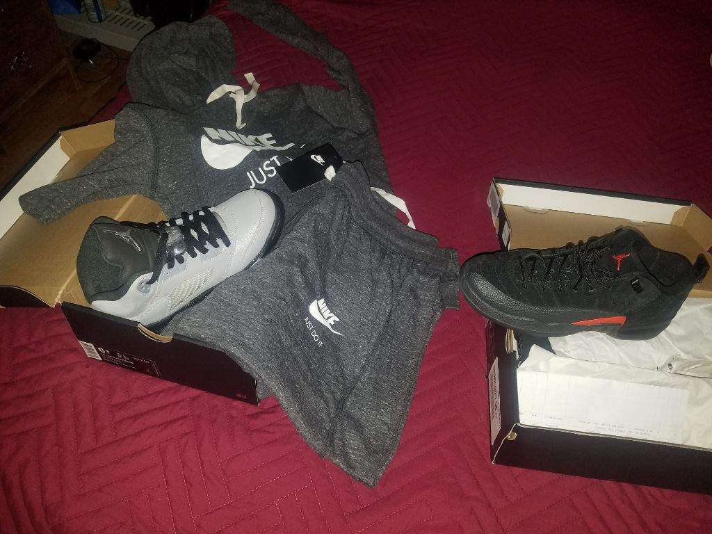 jimmy jazz sweat suits