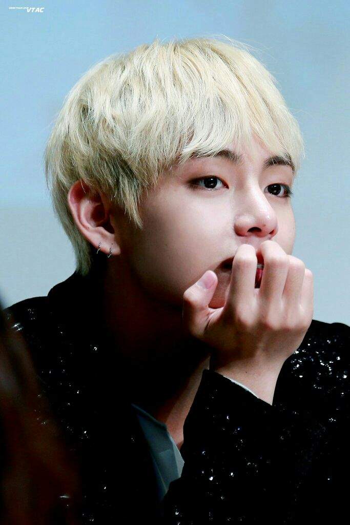  Blonde  Hair  Tae is my favorite Kim Taehyung Amino