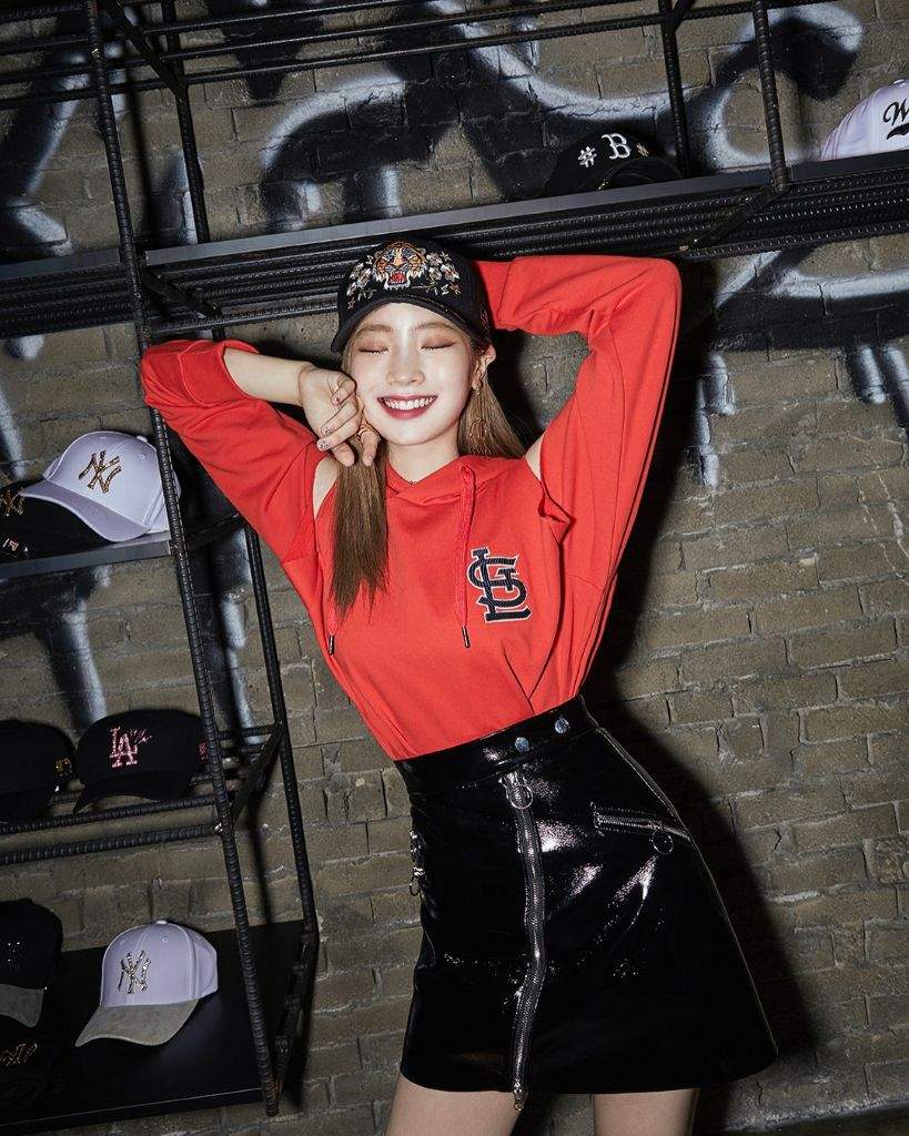 Twice X Mlb Korea Photoshoot Twice 트와이스 ㅤ Amino