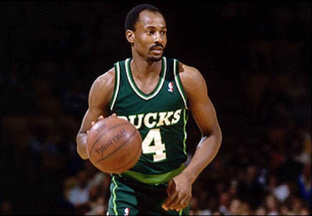 The Criminal Case of Sidney Moncrief | Hardwood Amino