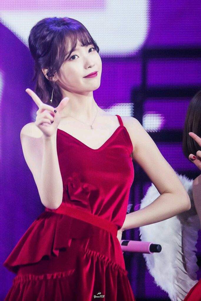 ♡The most sexy 20 photos of IU♡ part 1 ♡ | IU (Lee Ji Eun 아이유) Amino