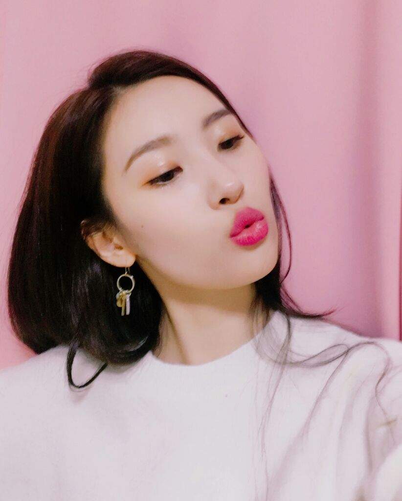 sunmi-instagram-update-k-soloist-amino