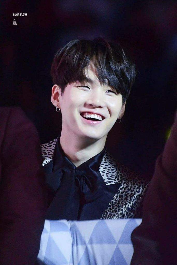 Sugas adorable Gummy smile 😊 | YoonMin Amino Amino