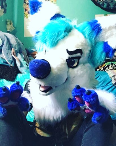 Artsy Stitch | Furry Amino