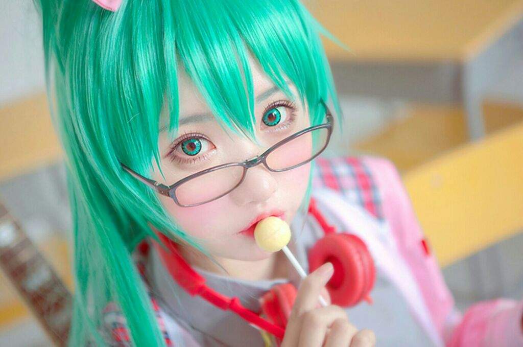 ribbon heart miku