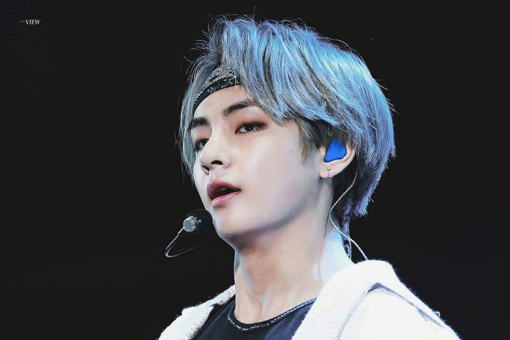 BTS' V Changed? | ARMY's Amino