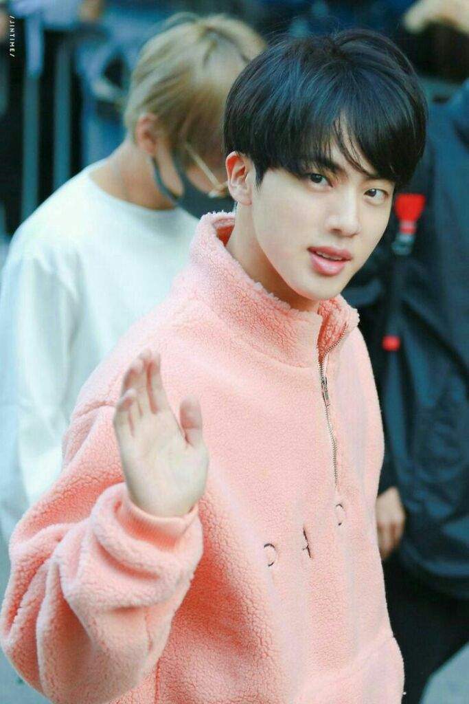  JIN  in pink  a look ARMY s Amino