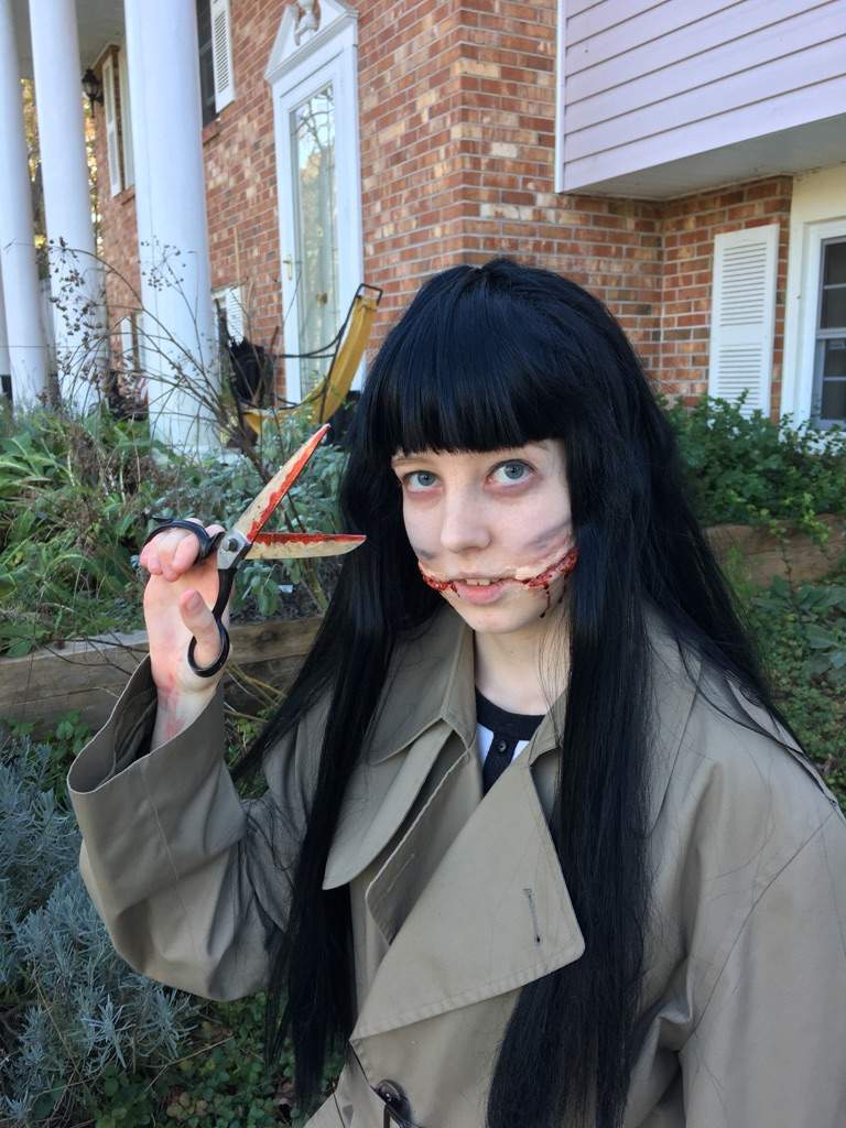 This Halloween I dressed up as Kuchisake Onna. 