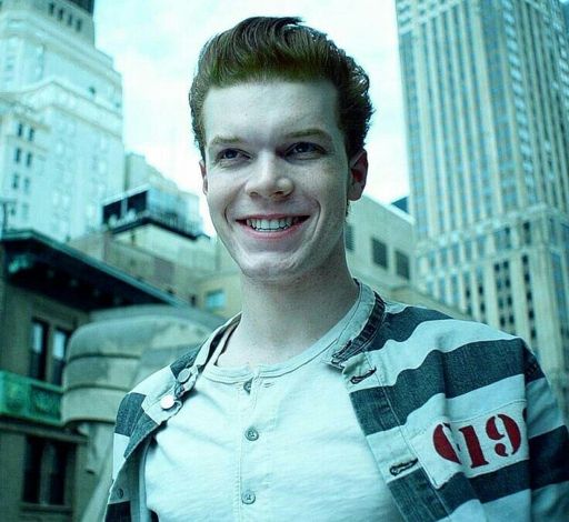 Jerome Valeska | Wiki | ｢ • DC Universe • ｣ Amino