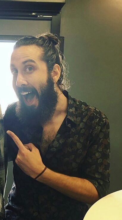 Avi Kaplan Appreciation Blog #12 | Pentaholics Amino
