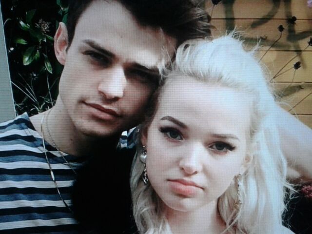 Thomas Doherty | Dove Cameron. Amino