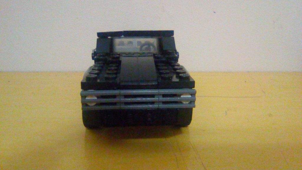 Lowrider — Version 1 | LEGO Amino