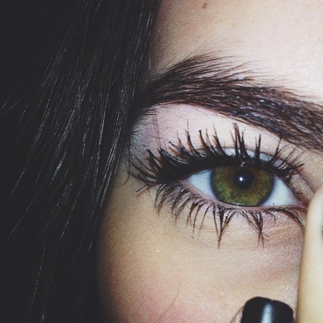 how to get longer eyelashes