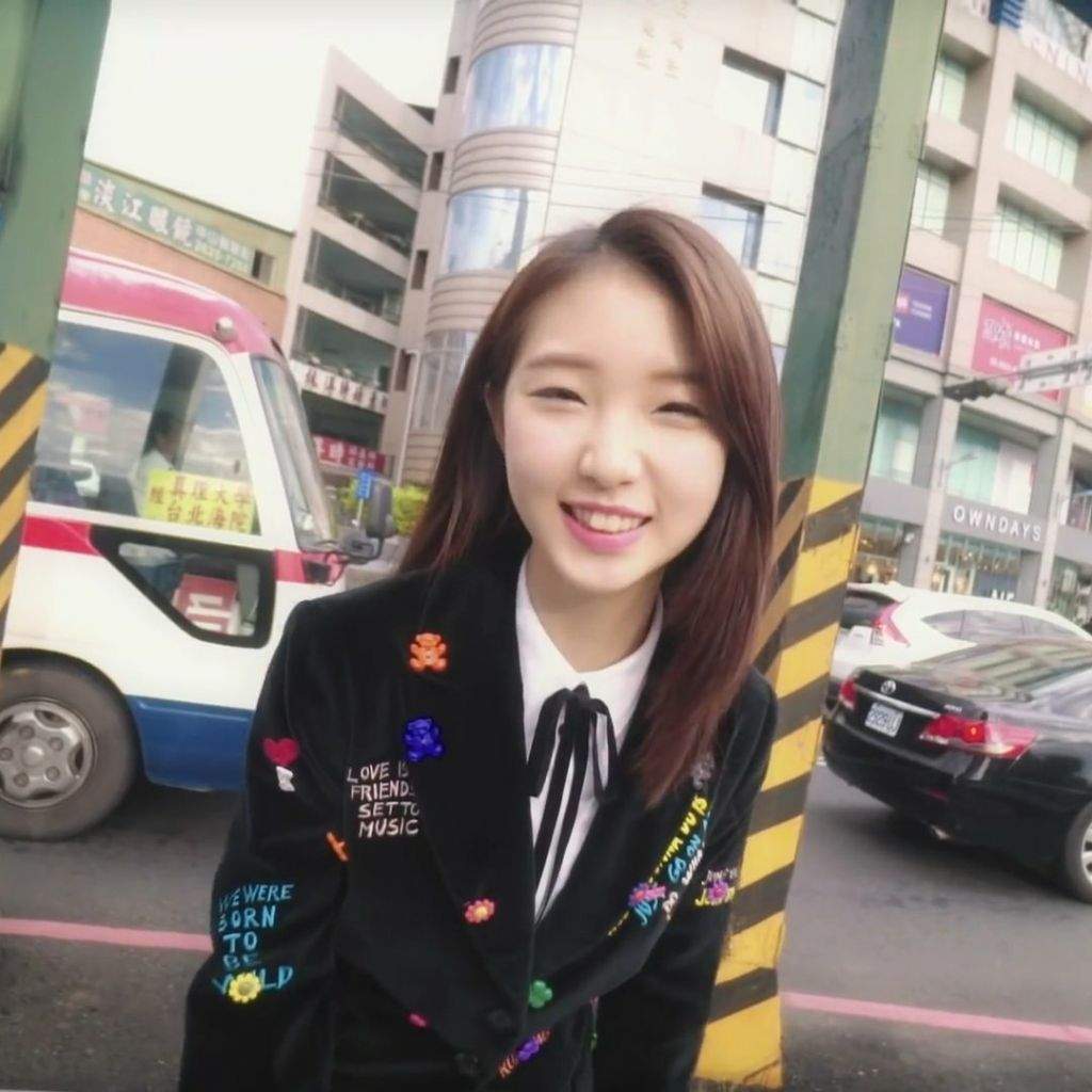 Happy Birthday Loona S Yeo Jin 🌸 K Pop Amino