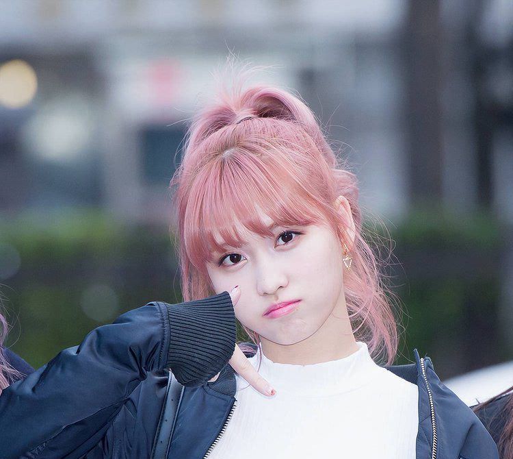 Your Favourite Hairstyle Of Twice Momo Tt Ver K Pop Amino
