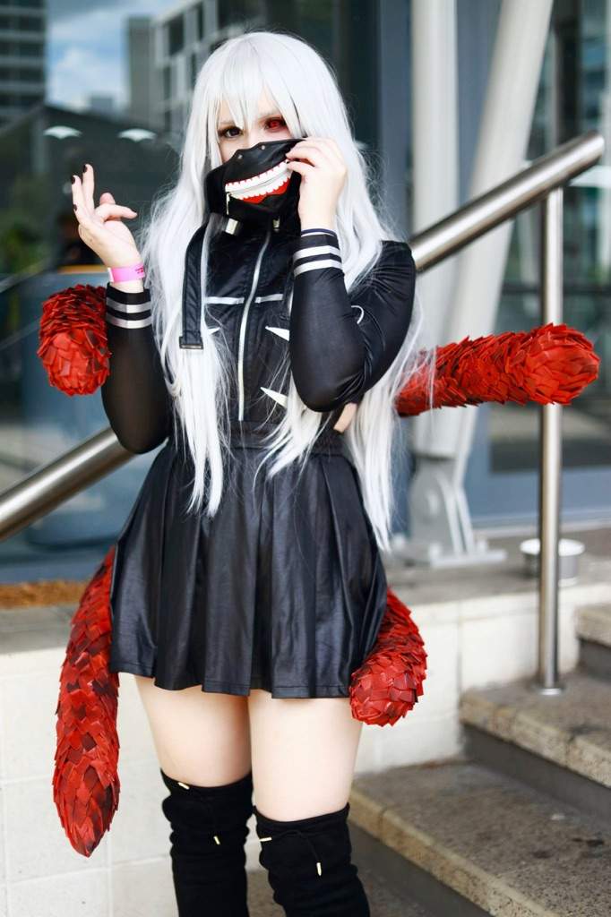 Fem Kaneki Ken.