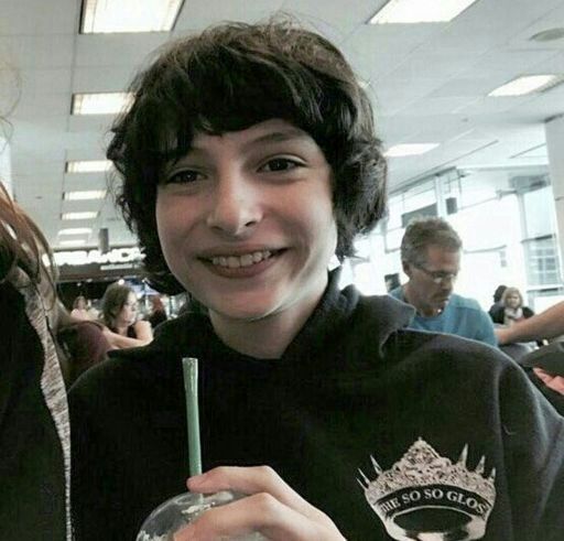 🌹Pack de Finn Wolfhard🌹 [Gifs,imágenes,edits,fondos,etc] | • Recursos ...