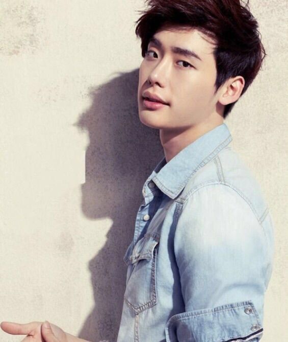 Lee Jong Suk | Wiki | Asian Dramas And Movies Amino